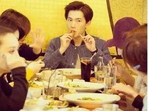 娱乐圈吃瓜观众最多的人,揭秘吃瓜观众最多的人生轨迹 第3张 娱乐圈吃瓜观众最多的人,揭秘吃瓜观众最多的人生轨迹 第3张